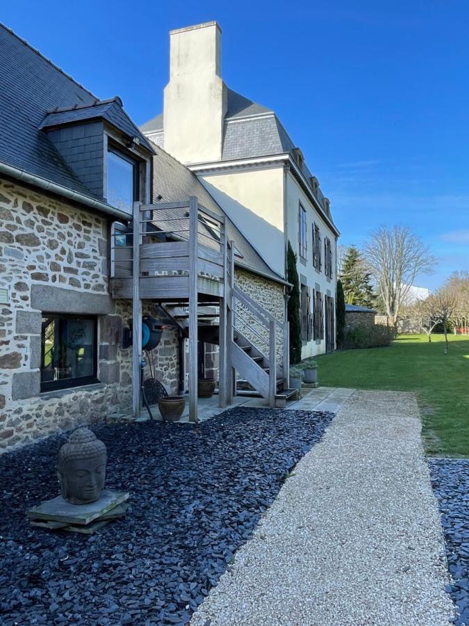 Capitainerie Clos Morin *
